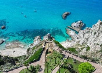 Una foto panoramica di Capo Vaticano
