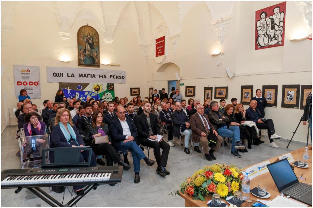 L'inaugurazione del Comitato Dante di Tropea