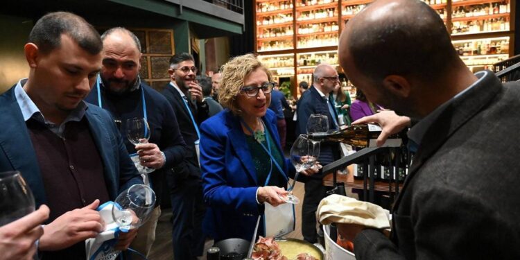 L'iniziativa del Gal Terre Vibonesi, incentrata sulla Doc Costa degli Dei, al Vinitaly 2025