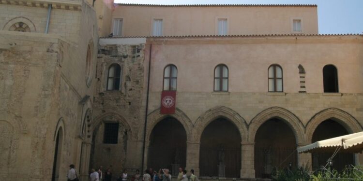 Museo Diocesano di Tropea, Piserà scrive al vescovo e chiede la riapertura: «Si trovi una soluzione»