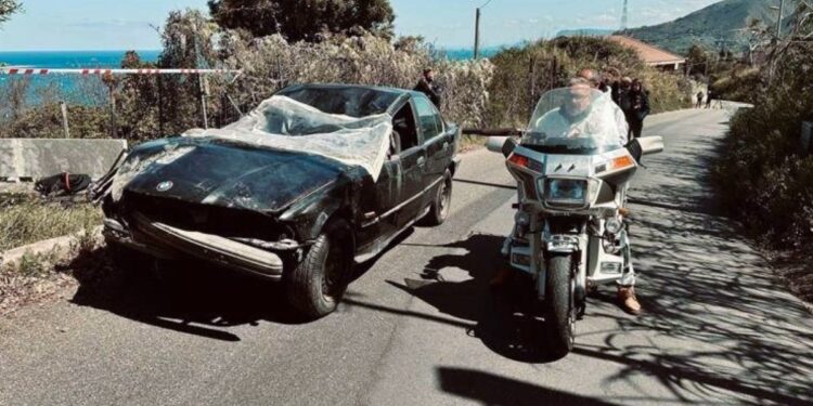 La Polizia scientifica sul luogo dell'omicidio del giudice Antonino Scopelliti, avvenuto in Calabria