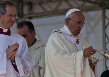Papa Francesco, in Calabria nel 2014 la ferma scomunica del Pontefice ai mafiosi