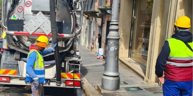 Emergenza rete raccolta acque bianche: il Comune di Vibo avvia la pulizia straordinaria