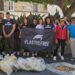 Volontari di Plastic Free e studenti in Piazza Vittorio Veneto (1)