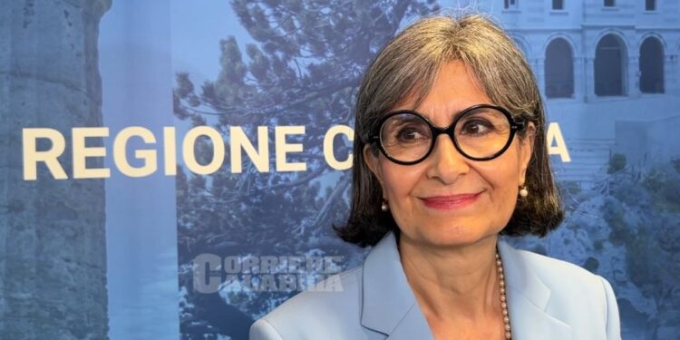 Dalla Regione più fondi per “Vivi e scopri la Calabria”, Caracciolo: «Investiamo sui giovani»