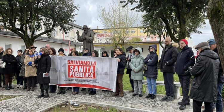 Vibo, Città Attiva denuncia: «Sanità al collasso, diritto alla salute viene prima dei numeri»