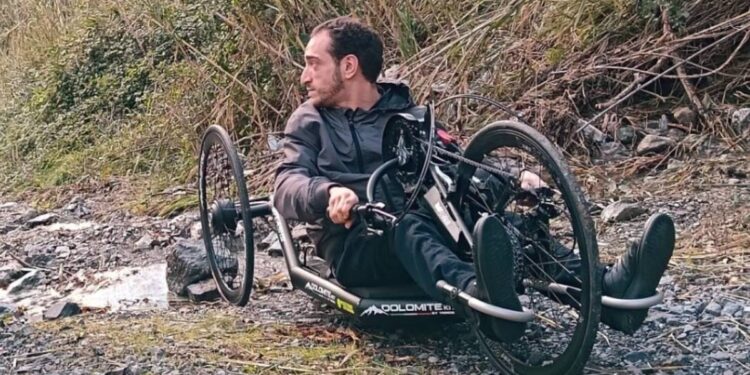 Salvatore Cristiano Misasi con la sua handbike
