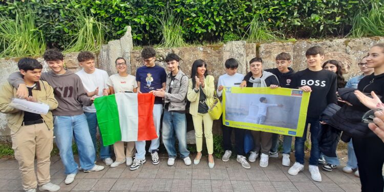 Vibo, anche quest’anno il Liceo “Morelli” adotta un monumento: è la Fontana di Scrimbia
