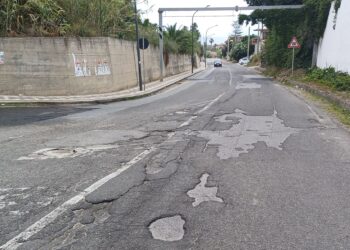Santa Domenica di Ricadi. Provinciale 22 un vero colabrodo: avvallamenti e buche in più punti