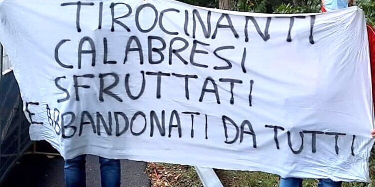 Tirocinanti Calabria, perentorio il gruppo del Pd: «La Regione si faccia carico e stabilizzi i lavoratori»