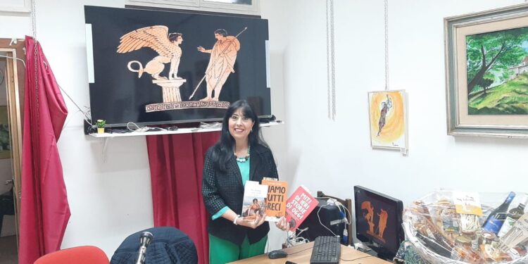Vibo, tutto pronto per Siracusa: “Il Salottino” si appresta a vivere gli spettacoli del teatro greco