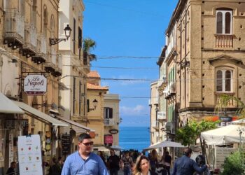 Turismo a Tropea, aprile da record: boom di presenze rispetto al 2024