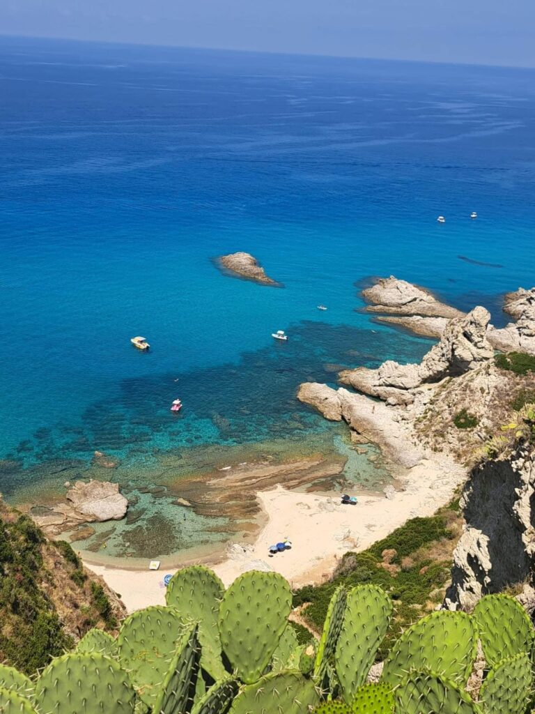 La Costa degli Dei su Rai 1: le telecamere di “Camper in Viaggio ...