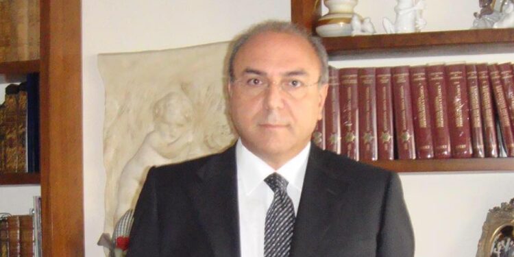 Vibo. Il dottore Borello va in pensione, toccante lettera di saluto: «Lascio con gratitudine»