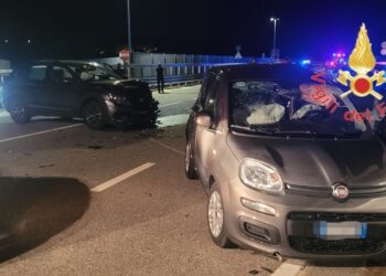 Tragico incidente stradale sulla Trasversale delle Serre: perde la vita una donna