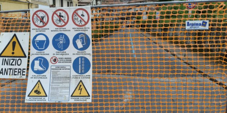 Vibo Valentia, al via i lavori in via Alcide De Gasperi: traffico interdetto in pieno centro
