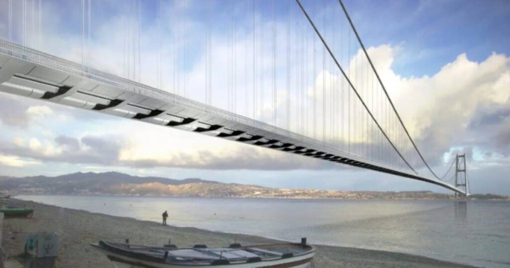 Il rendering del Ponte sullo Stretto di Messina realizzato da Webuild