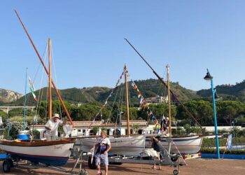 Tutto pronto a Tropea per il “Raduno di Vela Latina”: storia, sport e tradizione marinara