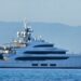 Tropea. Dopo “Dolce & Gabbana” a Capo Vaticano, il superyacht “Triumph” fa tappa nella Perla del Tirreno