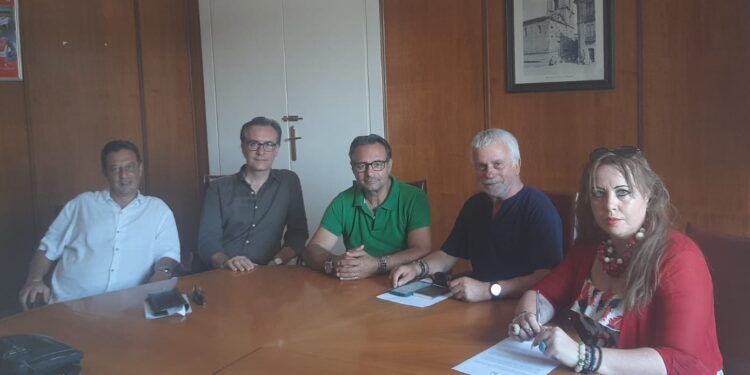 Centro storico di Vibo, terzo incontro con Monteleone: «Prossima la chiusura dei cantieri»