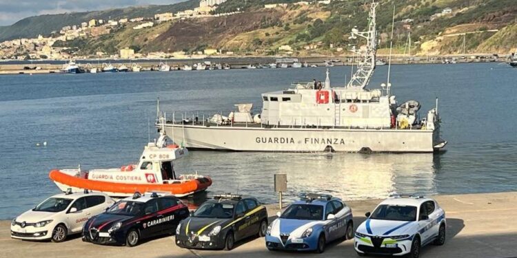 Vibo, vasta operazione delle forze dell’ordine sul litorale: accertate decine di illeciti