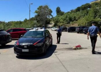Il luogo dell'omicidio avvenuto durante una rissa a Crotone