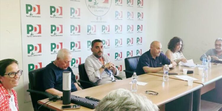 La riunione del centrosinistra tenutasi a Lamezia in vista delle elezioni regionali