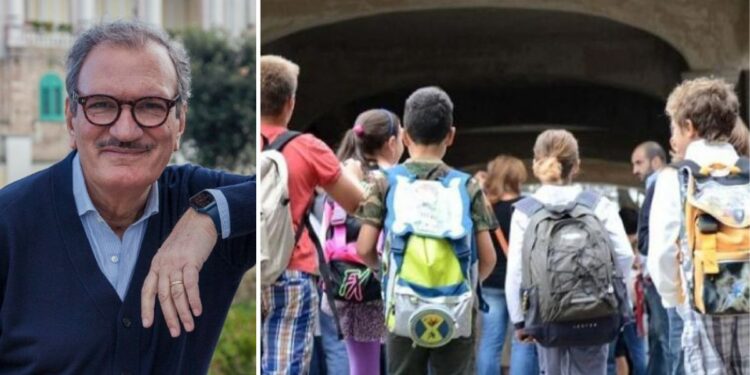 Il sindaco di Vibo Valentia, Enzo Romeo, ed un gruppo di studenti