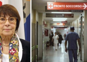 La consigliera regionale del Pd, Amalia Bruni. A fianco un medico in un pronto soccorso