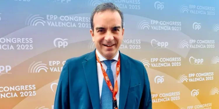 Occhiuto lancia “Casa Calabria 100”: «Daremo fino a 100mila euro per ripopolare i borghi»
