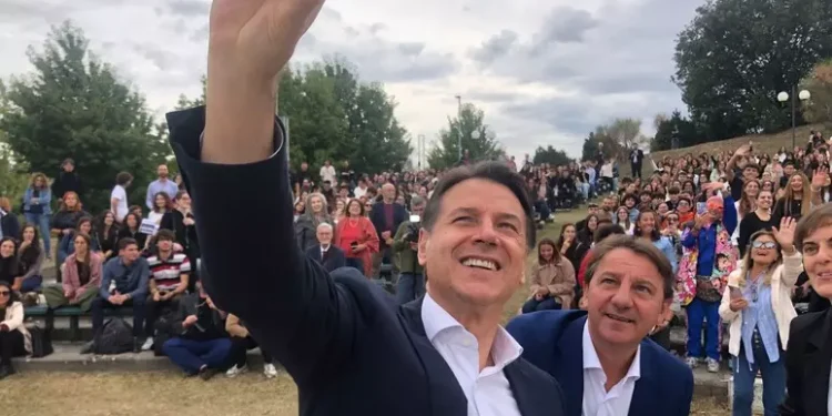 Elezioni in Calabria, Conte: «I soldi promessi dal governo non si vedono mai»
