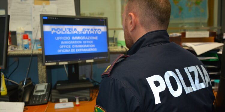 Operazione “Oscar”: la Questura di Vibo rimpatria un condannato per mafia