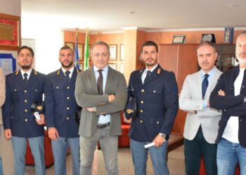 Vibo, cane ferito da una carabina: premiati gli agenti per le indagini condotte