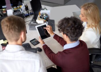 Inclusione digitale, al via oltre 220 corsi: “Arci Lamezia Vibo” alla guida del progetto