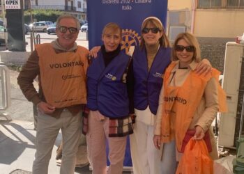 Vibo. Rotary club e giovani del Rotaract e dell’Interact insieme per la Colletta alimentare