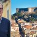 Il sindaco Enzo Romeo e una veduta panoramica di Vibo Valentia