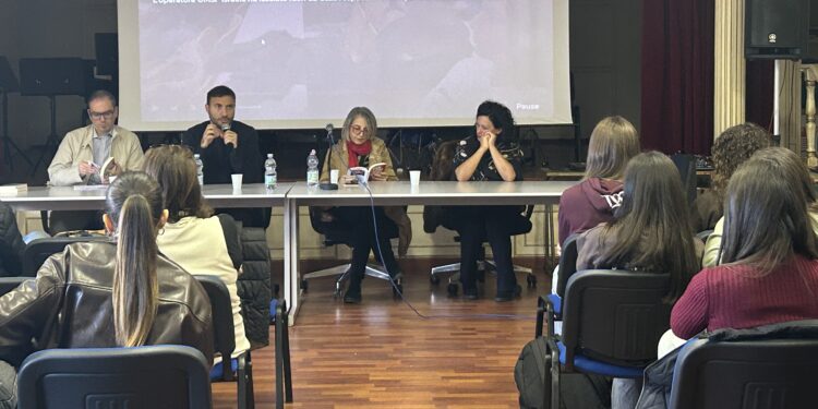 All’Istituto Comprensivo di Filadelfia l’incontro con l’operatore umanitario Gennaro Giudetti