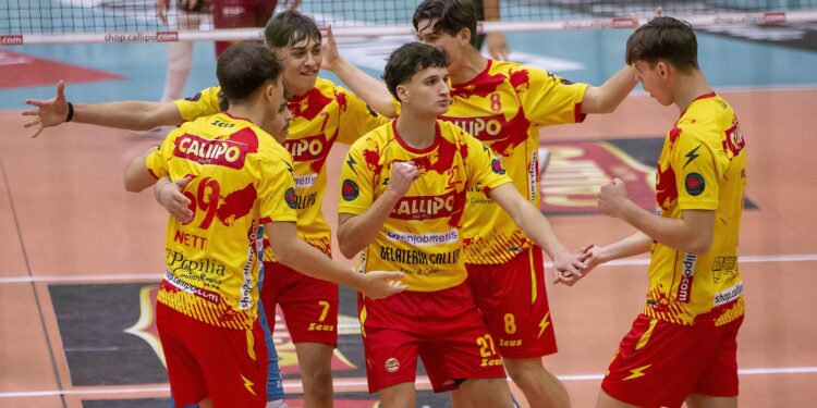 Pallavolo Serie B maschile: la Tonno Callipo fa tris in casa e resta in alta classifica