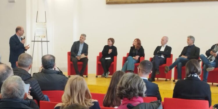 Slow Food esalta l’extravergine vibonese: nove aziende ospiti del laboratorio di analisi sensoriale