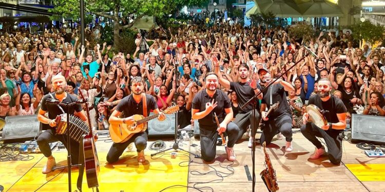 Amakorà: la tarantella del gruppo musicale vibonese approda su Rai Uno