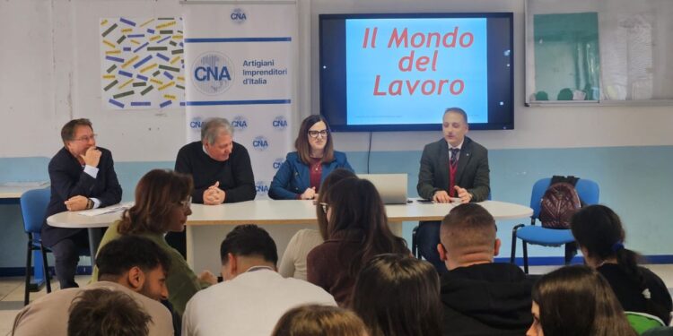 L'incontro con gli studenti promosso dalla Cna di Catanzaro