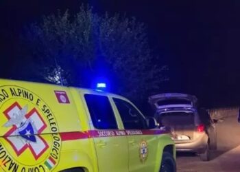 Tragedia in Calabria: agricoltore di 67 anni perde la vita precipitando con il trattore