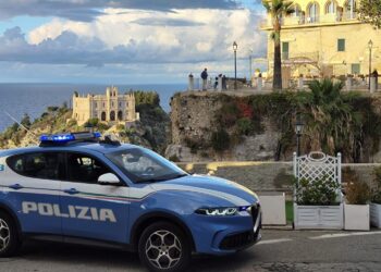 Tropea, viola il divieto triennale di fare ritorno nel comune: giovane denunciato