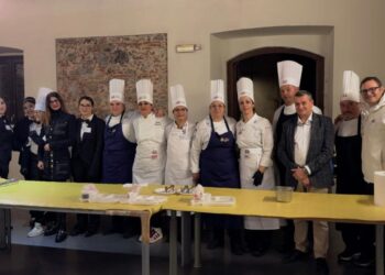 I partecipanti all'evento struncatura natalizia a Gioia Tauro
