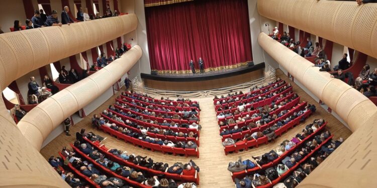 L'interno del Teatro Comunale di Vibo Valentia
