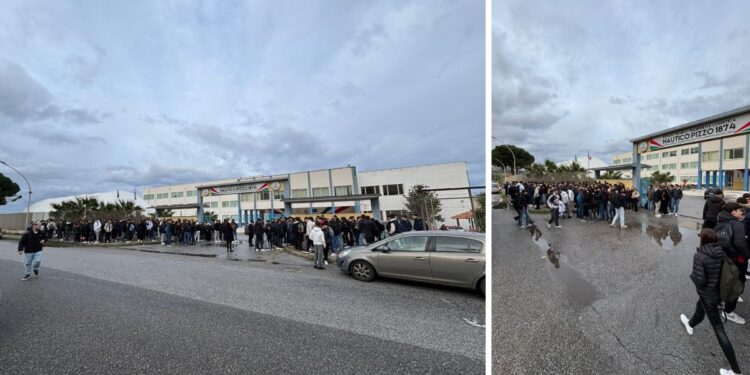 Lo sciopero degli studenti dell'Istituto Nautico di Pizzo