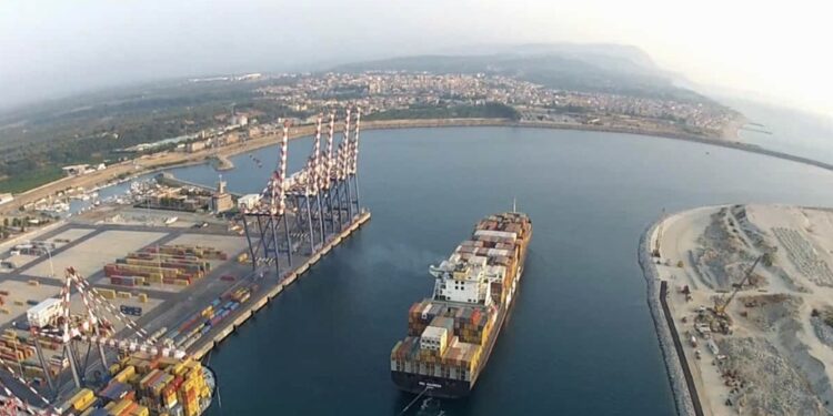 Porto Gioia Tauro da record
