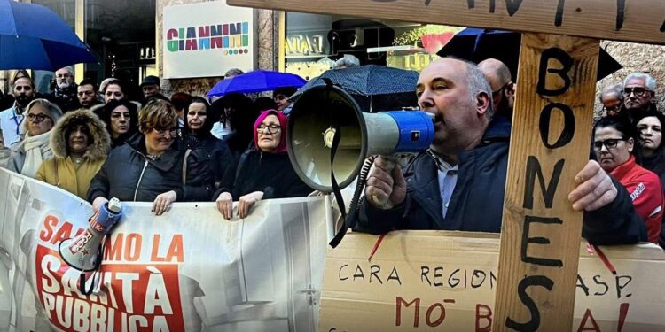 Protesta comitati civici