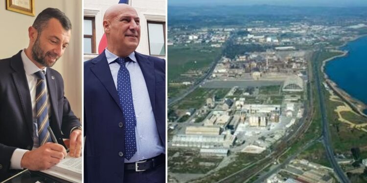 Il presidente della Provincia di Crotone, Fabio Manica, il sindaco Vincenzo Voce ed il sito interessato dalla bonifica da parte di Eni