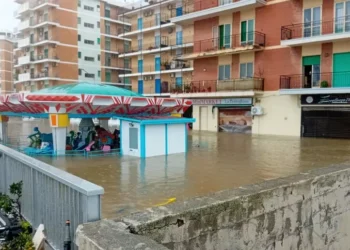 Un'immagine dei danni causati dal ciclone - foto Ansa